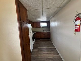 3rd image of 611 Lincoln Way W APT G