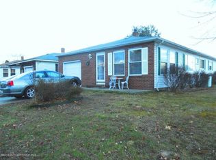 23 Bimini Dr, Toms River, NJ 08757