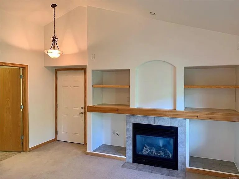 3370 Columbine Dr — Photo 5