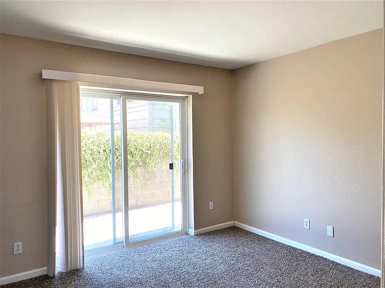 4601 W Northview Ave — Photo 11