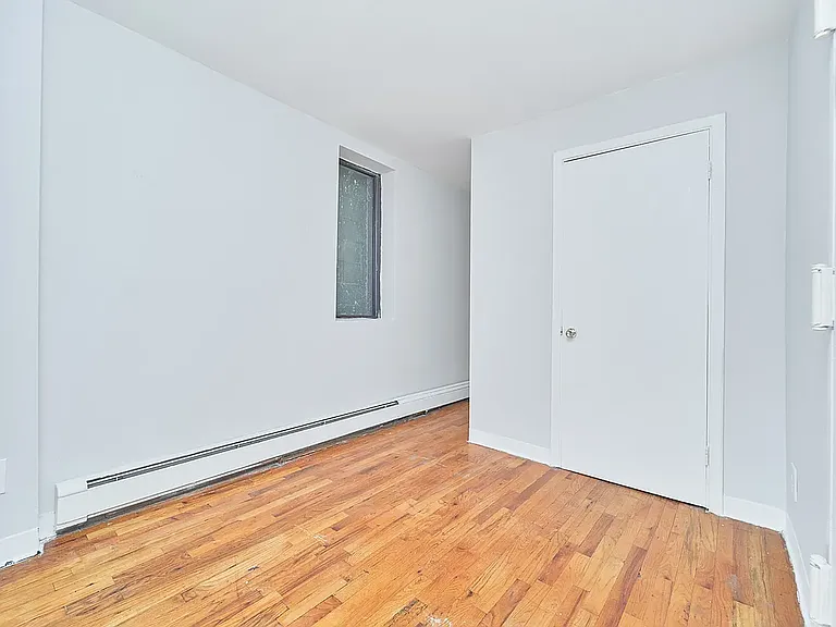 514 W 48th St #5A — Photo 5