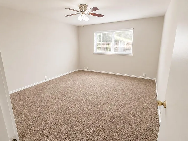5343 Richmond Ave #11 — Photo 13