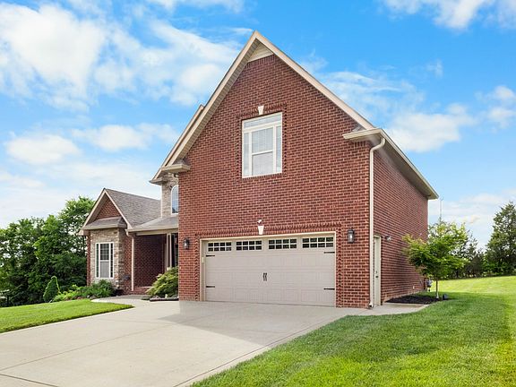 4th image of 300 S Stonecrop Ct
