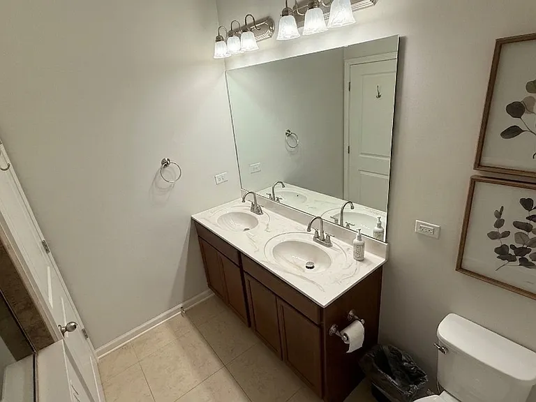 60 Canary Palm Ct — Photo 11