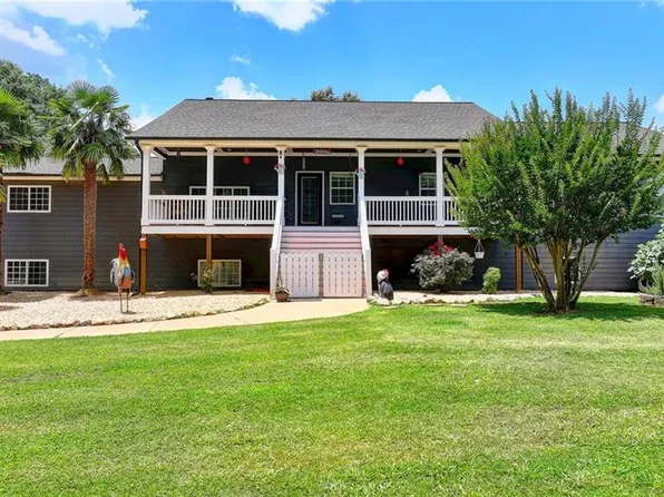1519 Tapp Wood Rd, Hoschton, GA 30548