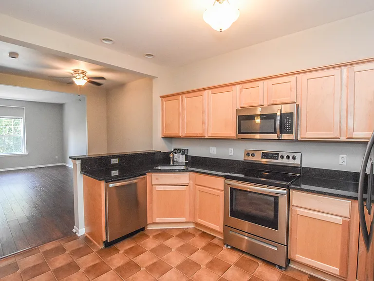 2180 Knotty Pine Trl — Photo 12