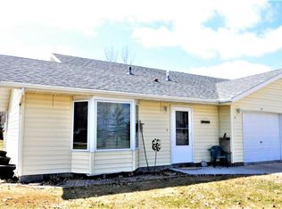 210 5th St SW, Roseau, MN 56751