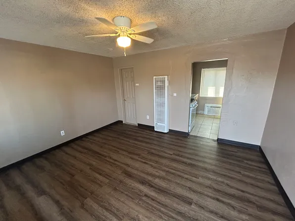 4794 E Austin Way APT 116, Fresno, CA 93726