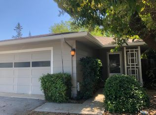 3010 Alameda De Las Pulgas, Menlo Park, CA 94025