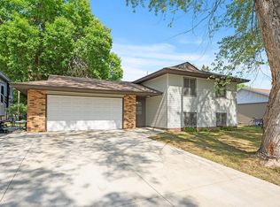 2409 106th Ave NW, Coon Rapids, MN 55433