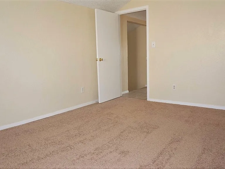 3403 Pershing Dr #3 — Photo 11