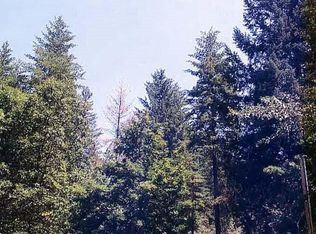 6715 W Side Rd, Cave Junction, OR 97523