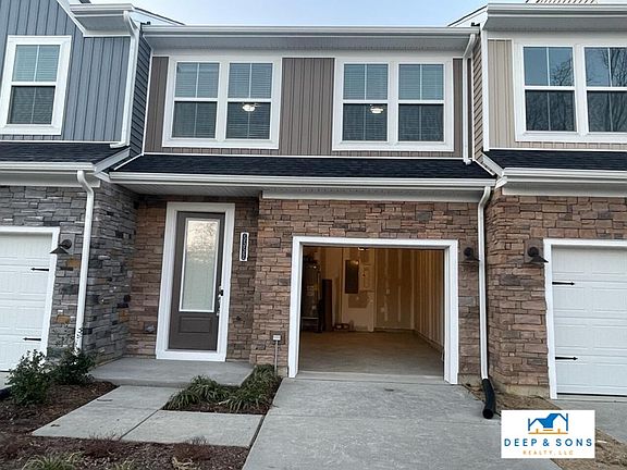 3rd image of 657 McCormick Farm Dr #Bb5