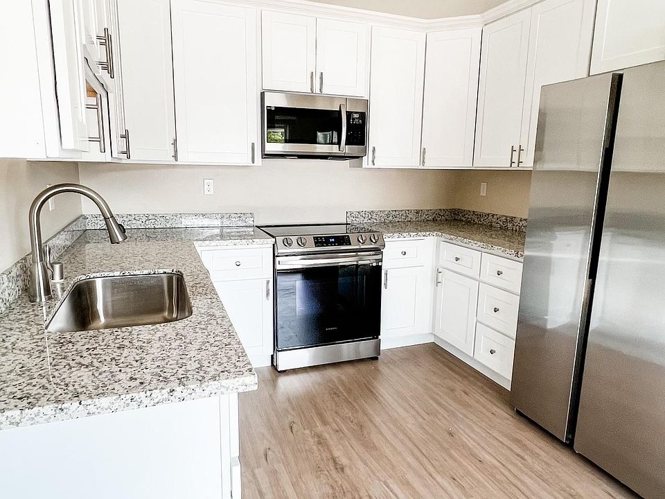 1st image of 2295 Anna Dr #2