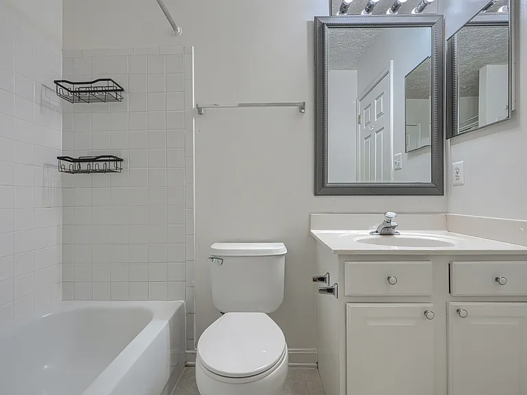 5035 Bridgeford Cir — Photo 17