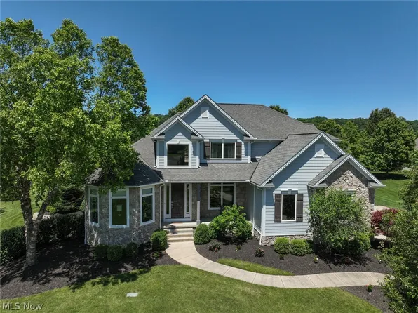 4565 Bridle Trl, Akron, OH 44333