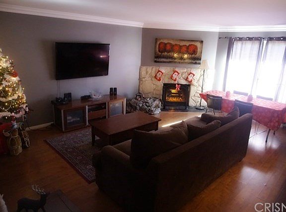 3rd image of 9053 Willis Ave Unit 4