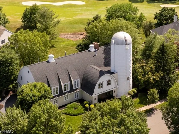 8 Flanders Valley Ct, Montgomery Twp., NJ 08558
