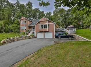 5 Grandview Rd, Methuen, MA 01844
