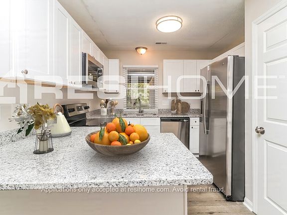 2nd image of 2313 Oak Leigh Dr
