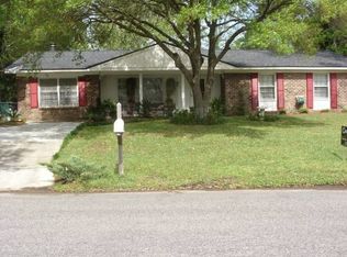 104 Whitner Ct, Goose Creek, SC 29445
