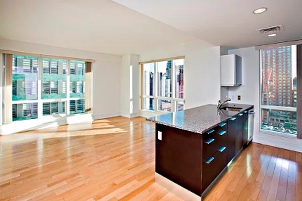 Rented by Levan Real Estate | media 2