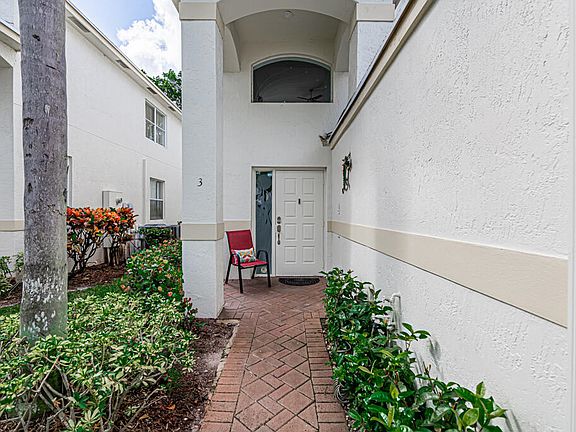 2nd image of 7904 Laina Ln APT 3