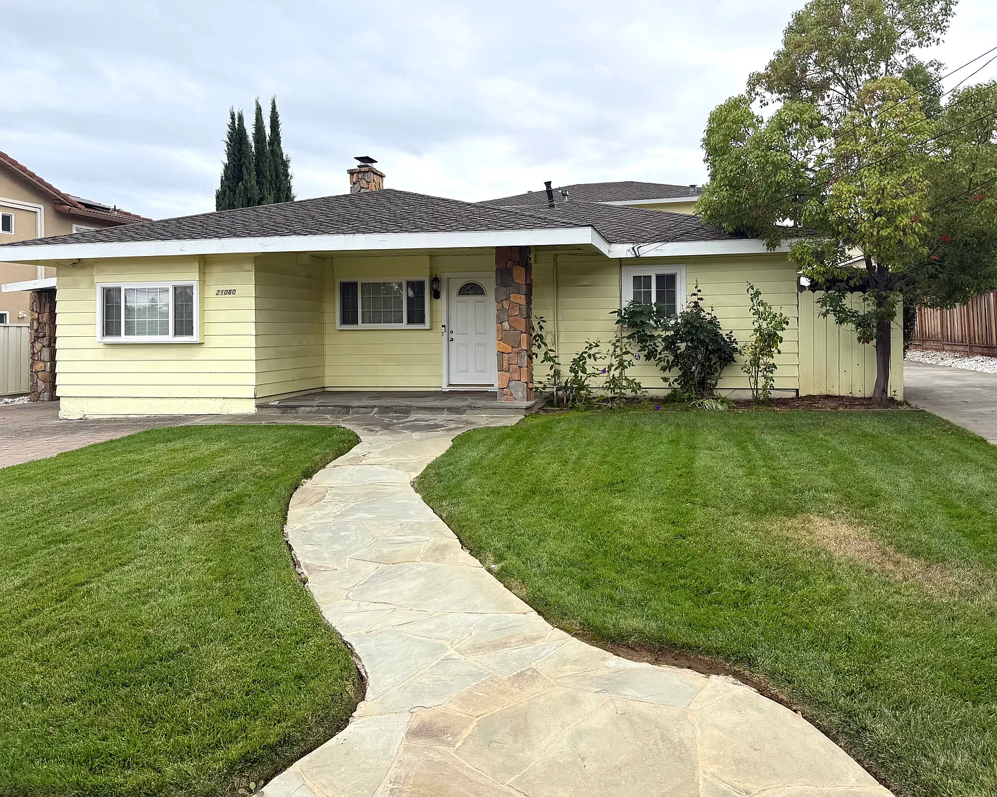 21060 Hazelbrook Dr photo 1