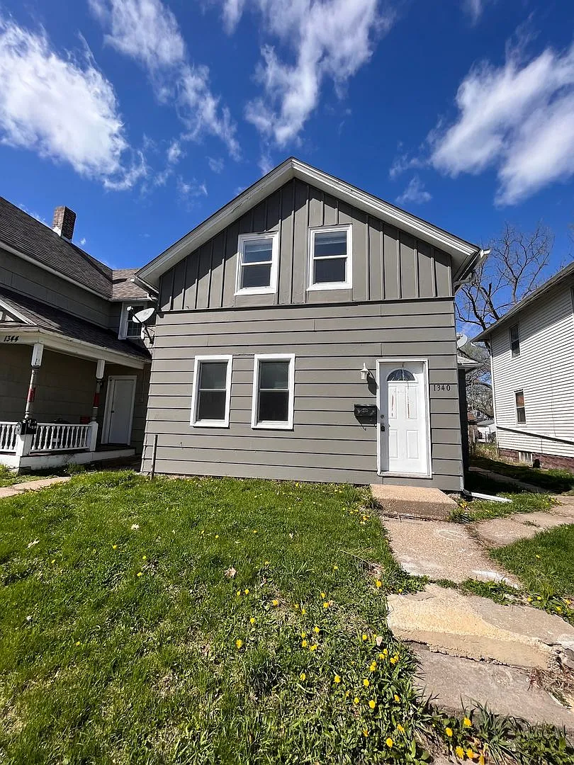 1340 W 13th St photo 1