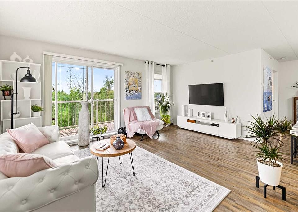 1st image of 4500 W 45th Ave #308