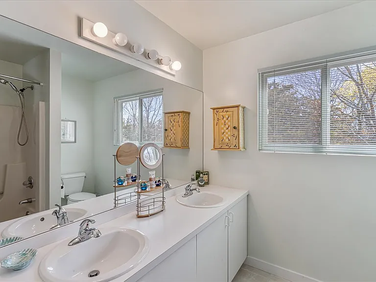 9 Cedarfield Ln — Photo 23