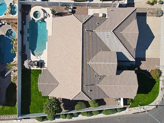 3rd image of 8061 W CARLOTA Lane
