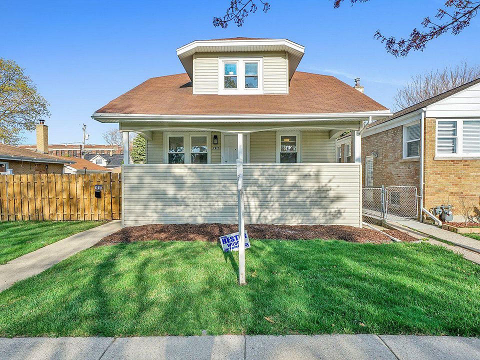 1st image of 2923 Calwagner Ave