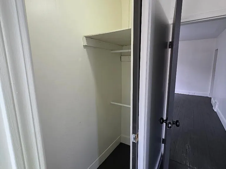 Unit Photo