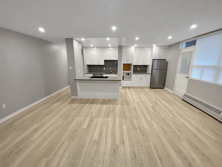 3065 Queen Frederica Dr #402 — Photo 10