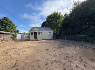 1161 Juniper Ave, Coos Bay, OR 97420