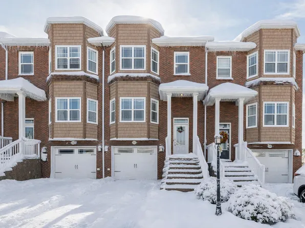 146 Maple Grove Ave, Timberlea, NS B3T 0C6