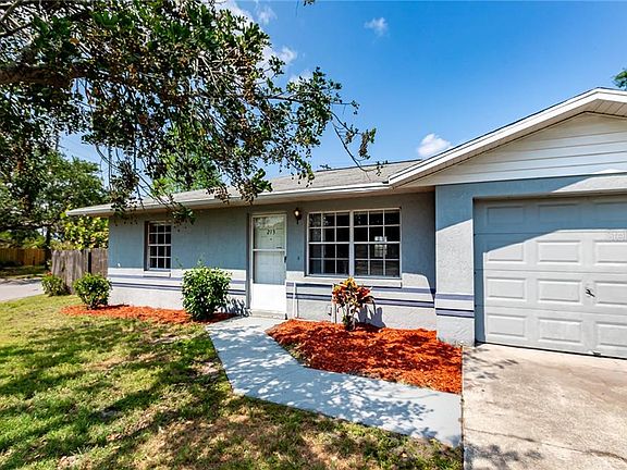 4th image of 213 Summer View Dr