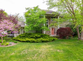 2850 Wall St, Keego Harbor, MI 48320