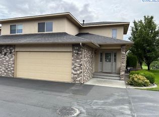 3710 Canyon Lakes Dr APT F104, Kennewick, WA