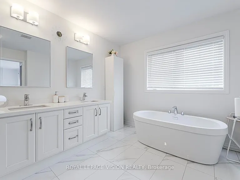33 Bremner St #MAIN — Photo 31