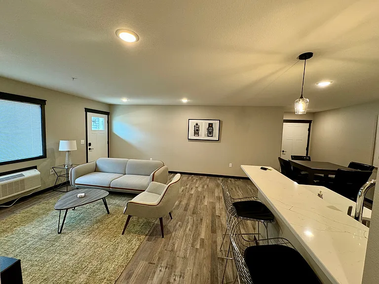 699 Glacier Dr — Photo 5