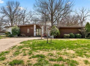3246 E Berkeley St, Springfield, MO 65804