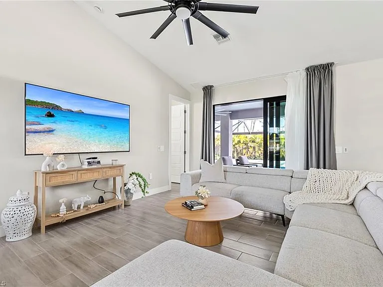 4600 Key Largo Ln — Photo 7