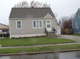 16 Lepeirs Dr, Tonawanda, NY 14150