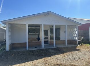 562 Tusquittee St #1, Hayesville, NC 28904