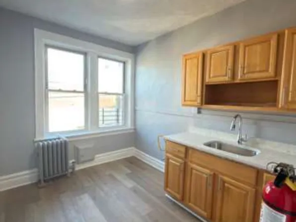 682 Chancellor Ave APT 6, Irvington, NJ 07111