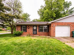 161 Freedom Dr #161, Belleville, IL 62226