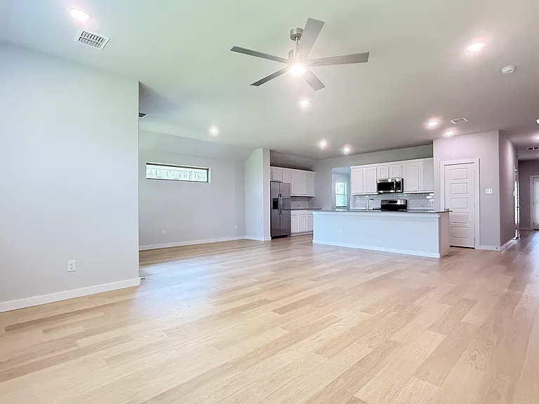 1911 Sandpiper Way — Photo 9