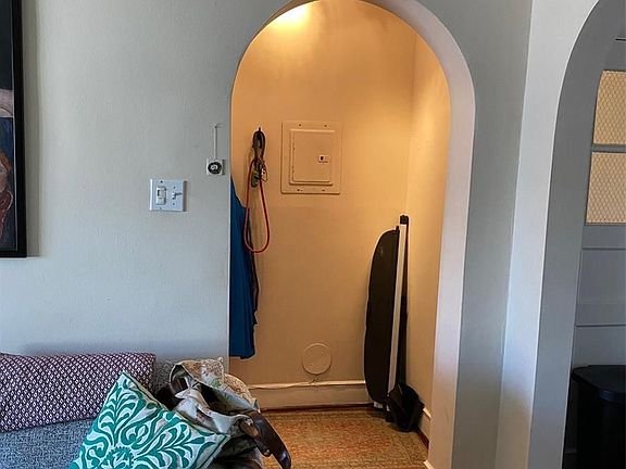 4th image of 1422 E 8th Ave APT 11